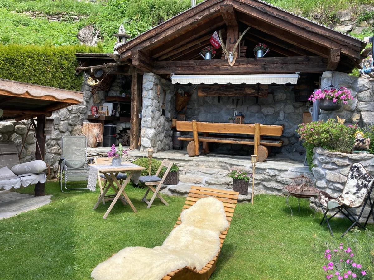 Chalet Ariane Blatten bei Naters Exterior foto